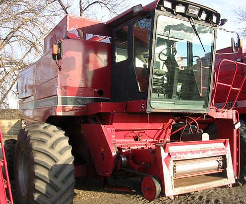 Case IH 1680 Combine