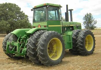 John Deere 8640 Tractor